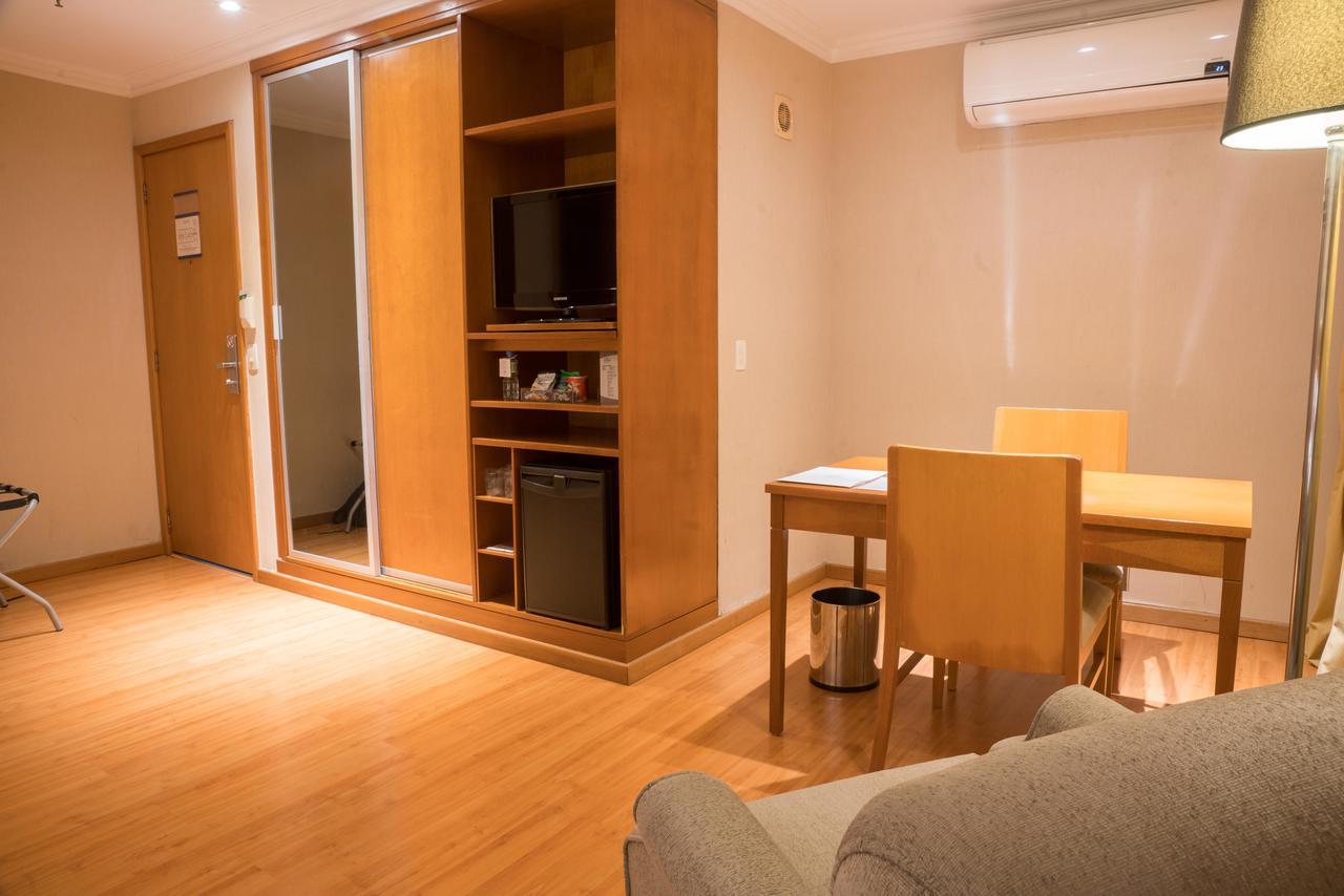 Plaza Barra First Hotel Рио де Жанейро Екстериор снимка
